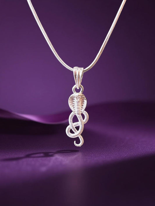 Fancy Cobra Pendant For Men/Women
