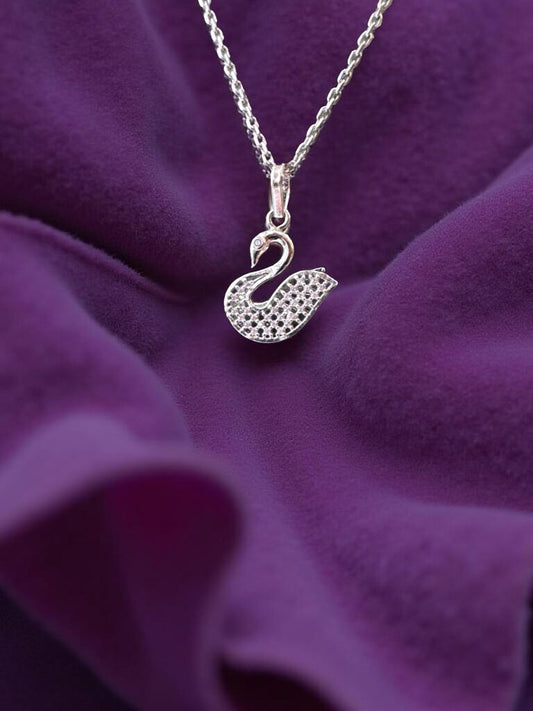 Pleasant Minimilastic Swan Necklace For Women