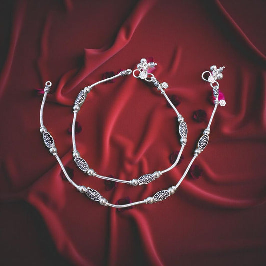 Oxidized Simple Round Ankelet (Payal)